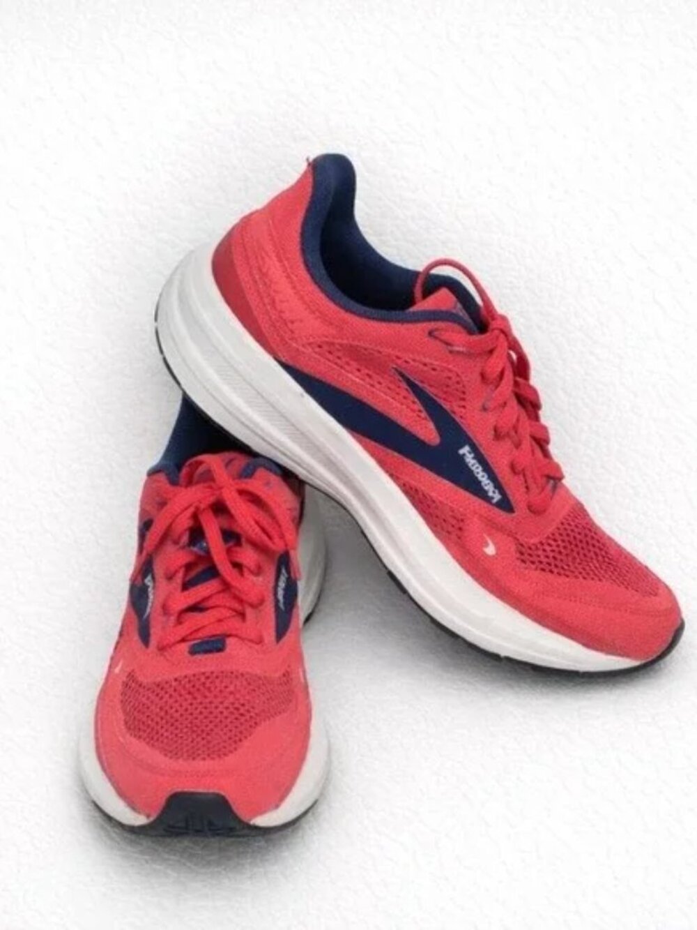 Brooks Launched GTS 9 Running Shoes Size 8.5 Women’s